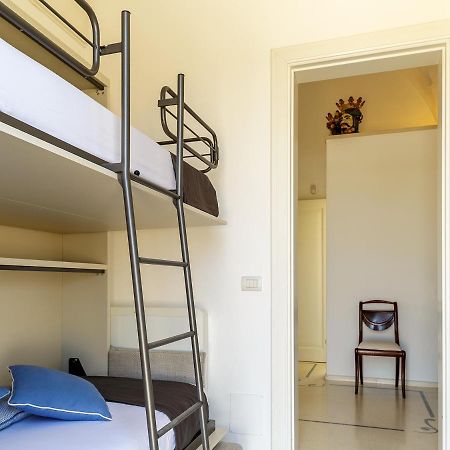 Tenutayala - Residenza Agrituristica Parabita Exteriör bild