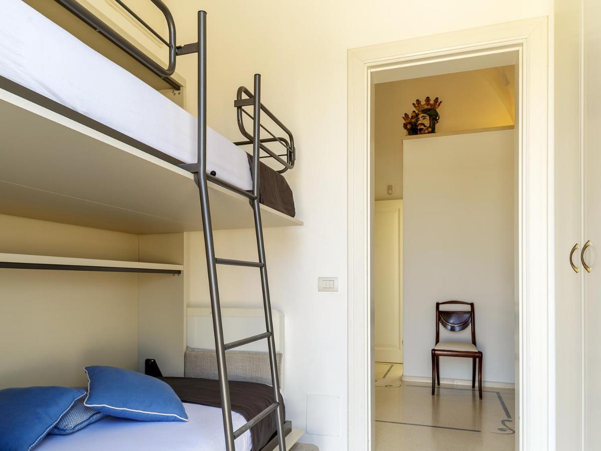 Tenutayala - Residenza Agrituristica Parabita Exteriör bild